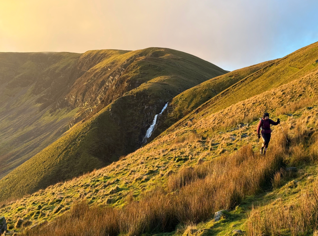 Contouring beyond Cautley Spout towards Bowderdale Head. Credit: Rich Hartfield