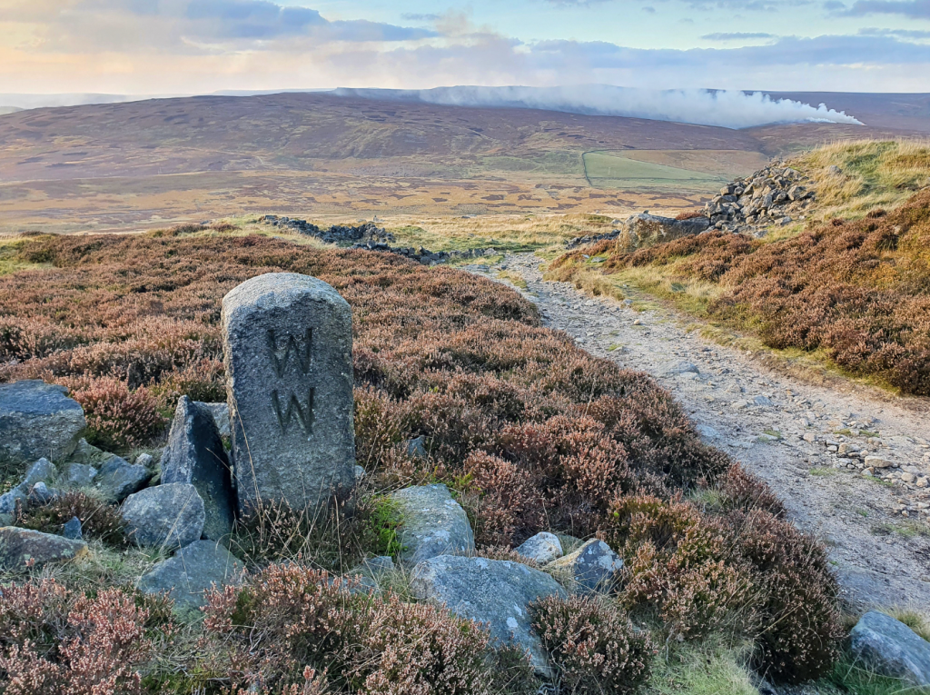 Peak District 9 Edges - Boundary stone on Stanage Edge. Credit: Chiz Dakin
