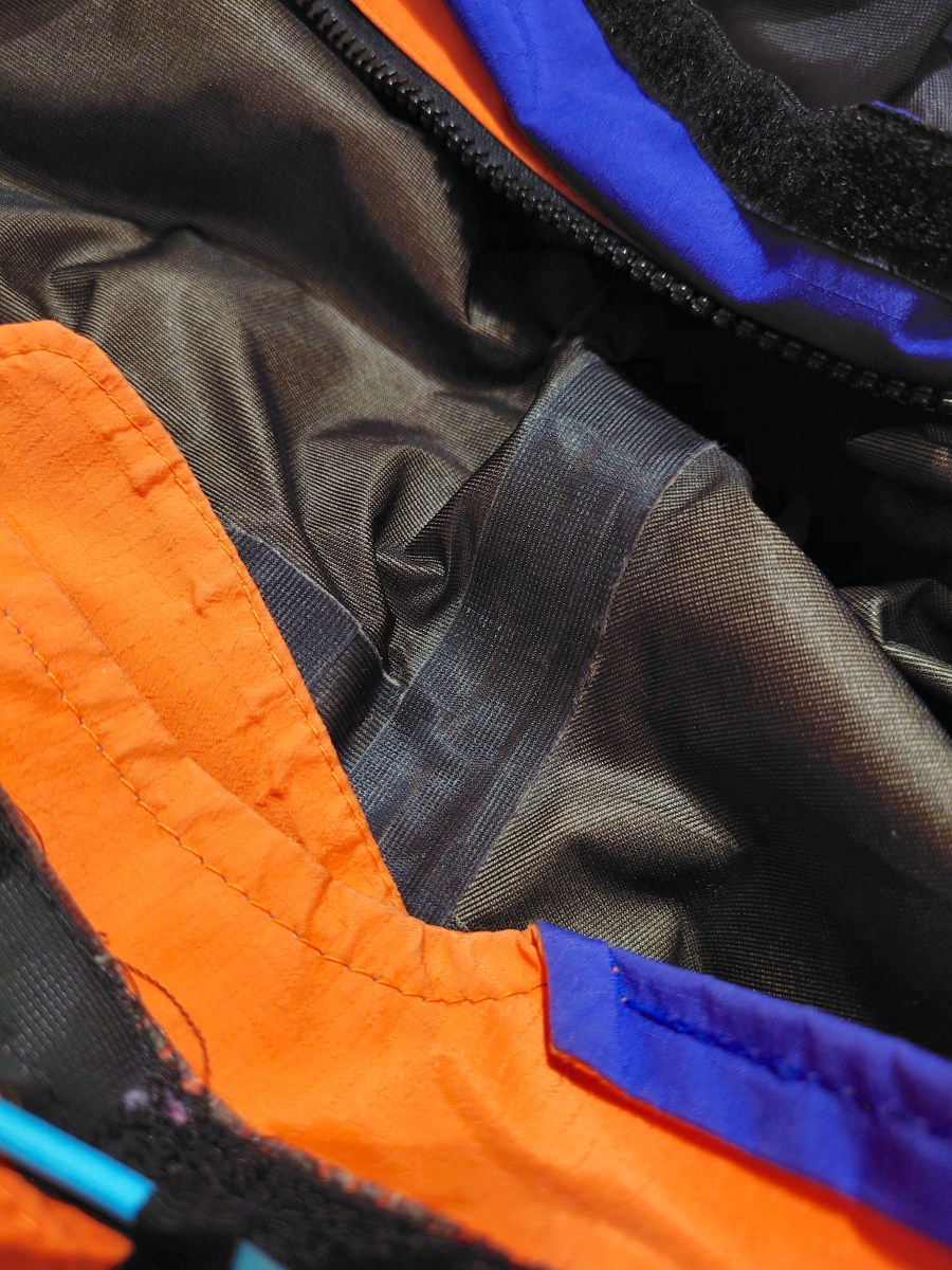 Vinted hiking gear haul -Summit repairs. Credit: Peter Macfarlane
