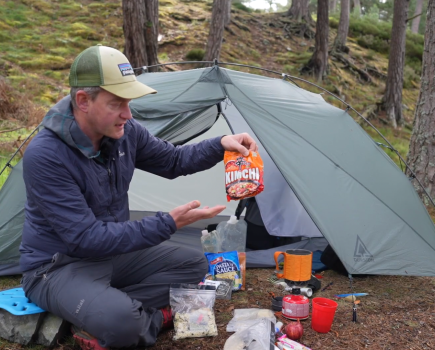 BUDGET BACKPACKING FOOD: Everything A Trail Pro Eats & Drinks On A Wild Camping Trip