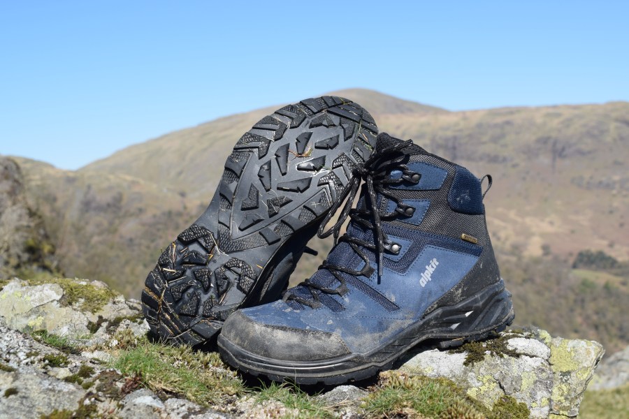 Testing the Alpkit Atlas boots in Borrowdale (3)